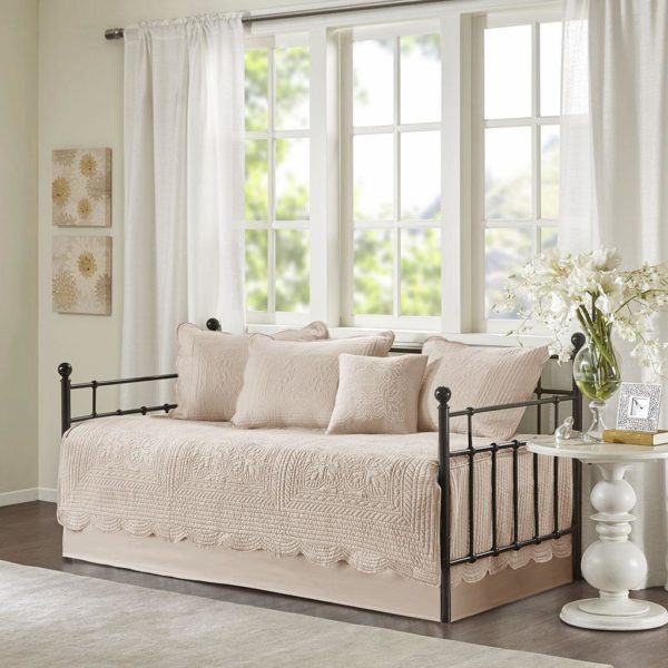 Tuscany 6 Piece Reversible Scalloped Edge Daybed Cover Set - Image 3