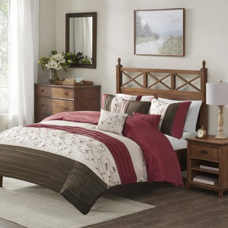 Serene Embroidered 6 Piece Duvet Cover Set