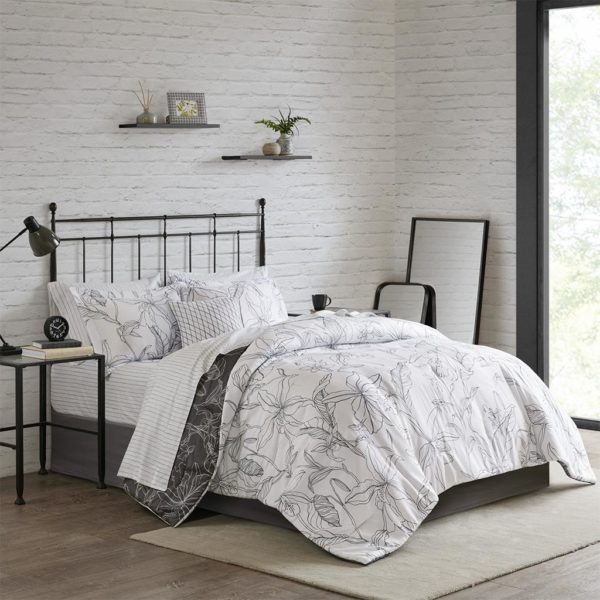 Lilia Reversible Complete bedding set with Cotton Sheet