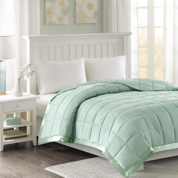 Windom All Season Hypoallergenic Microfiber Down Alternative Blanket with 3M Scotchgard - Image 4