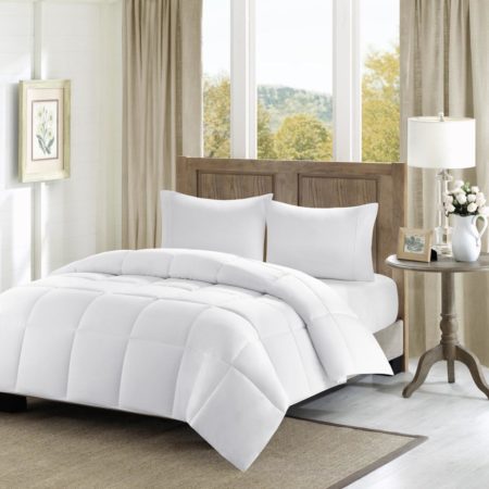Winfield 300 Thread Count Cotton Percale Luxury Down Alternative Comforter