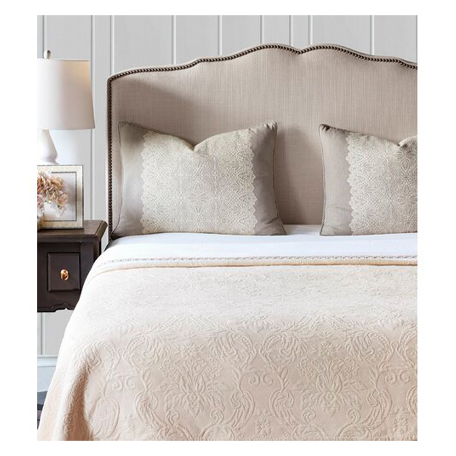 CVK-25-D0 SANDRINE DOVE COVERLET (10985)