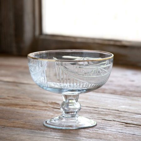 EAB00172 CUT GLASS FOOTED BOWL (11203)