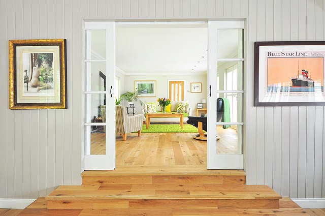 Do Interior Designers Work With Contractors? What You Need to Know Before Your Next Project